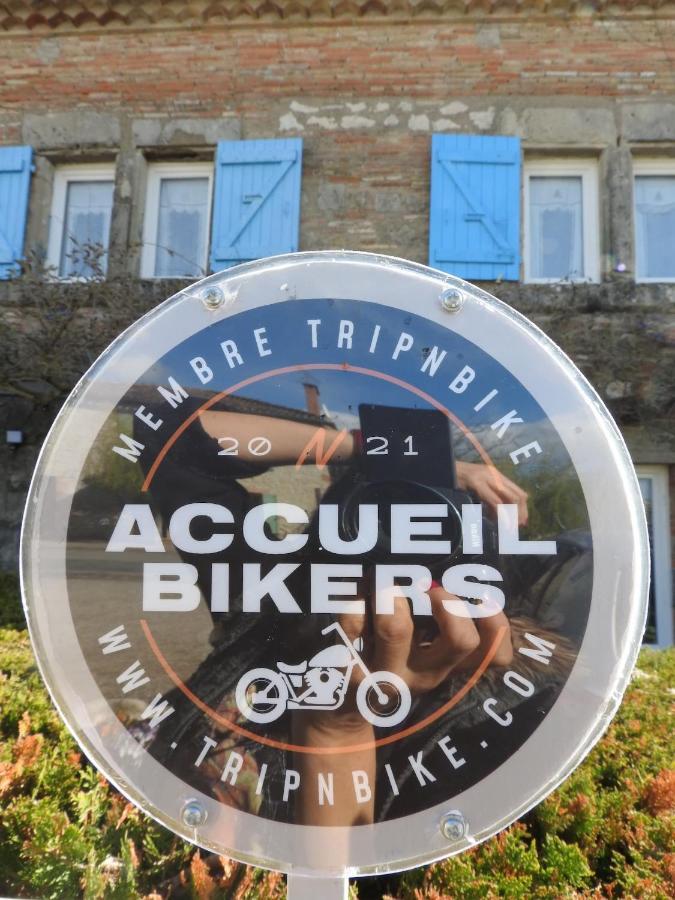 Chambres d'Hôtes LA DAME FINES Puybegon Exterior foto